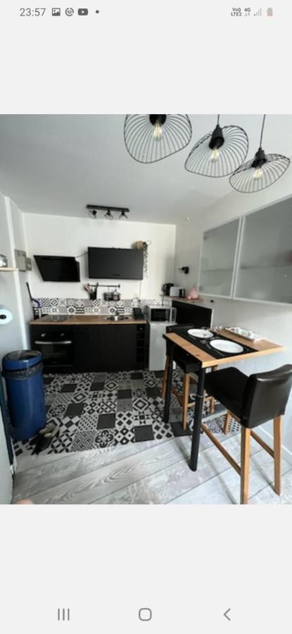 Ferienwohnung T2 Proche Gare Avec Wifi Chartres Exterior foto